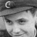 sluttyfluffartist avatar