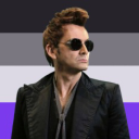 snenby-with-two-daggers avatar