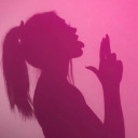 strawberry-bunnyyy avatar