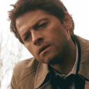 tanis-in-a-trenchcoat avatar