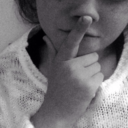 teenager-with-curlers avatar