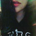 the-girl-of-black-with-red-lips avatar