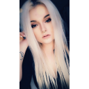 the-girl-with-the-moon-tattoo avatar