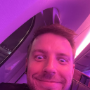 theweirdoneee avatar