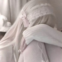 uselessiittlegirl avatar