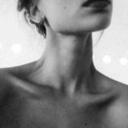 we-are-fallin-to-pieces avatar