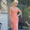 wearingheels-kickingass avatar