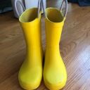 yellowgaloshes avatar