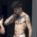 zaynsbreastases avatar